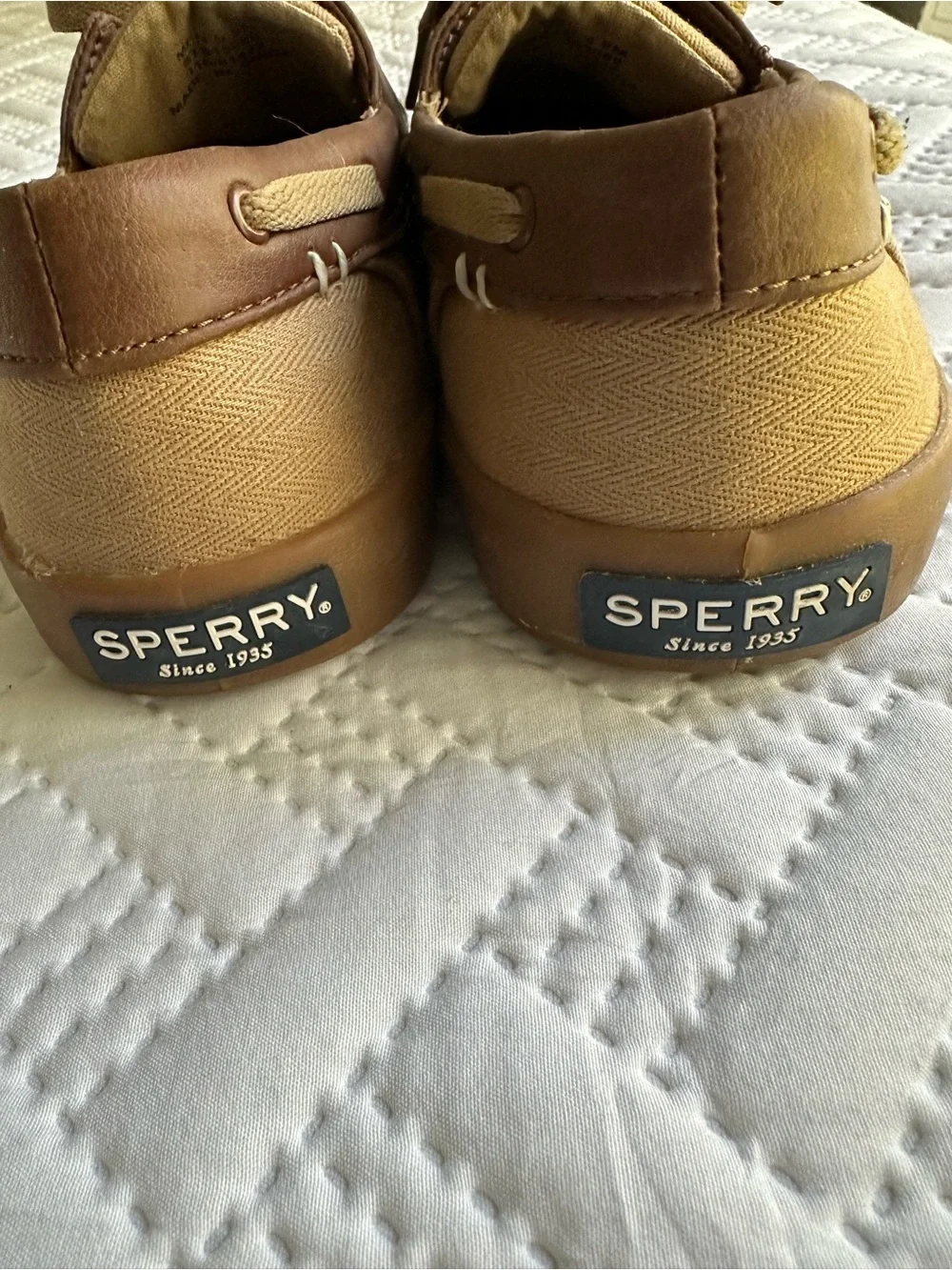 Sperry Canvas and Leather TopSiders Size 9